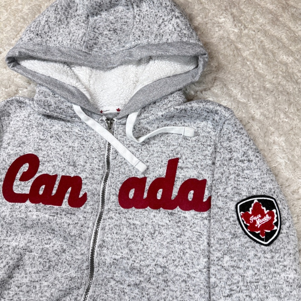 Canadiana Hoodie Womens Large Full Zip Canada Patch Gray Maple Leaf Cozy - Picture 3 of 11